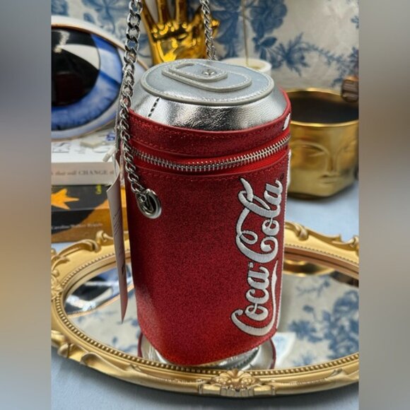 🆕 SKINNY DIP x COCA COLA 🧿 NWT Red Coca Cola Can Cross Body Bag - Picture 7 of 14